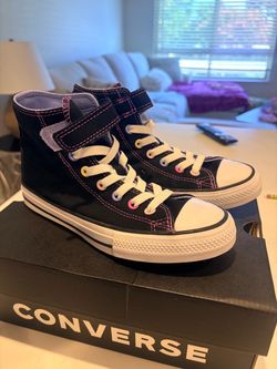 Kids converse