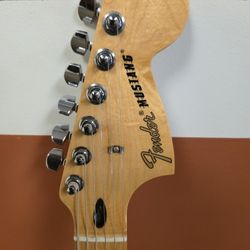 Fender Player Mustang  Maple Fingerboard Sonic Blue with black gig bag