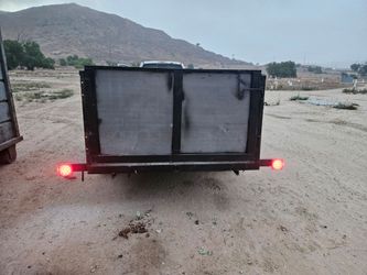 Hauling trailer