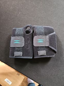 Carpal Tunnel Wrist Braces