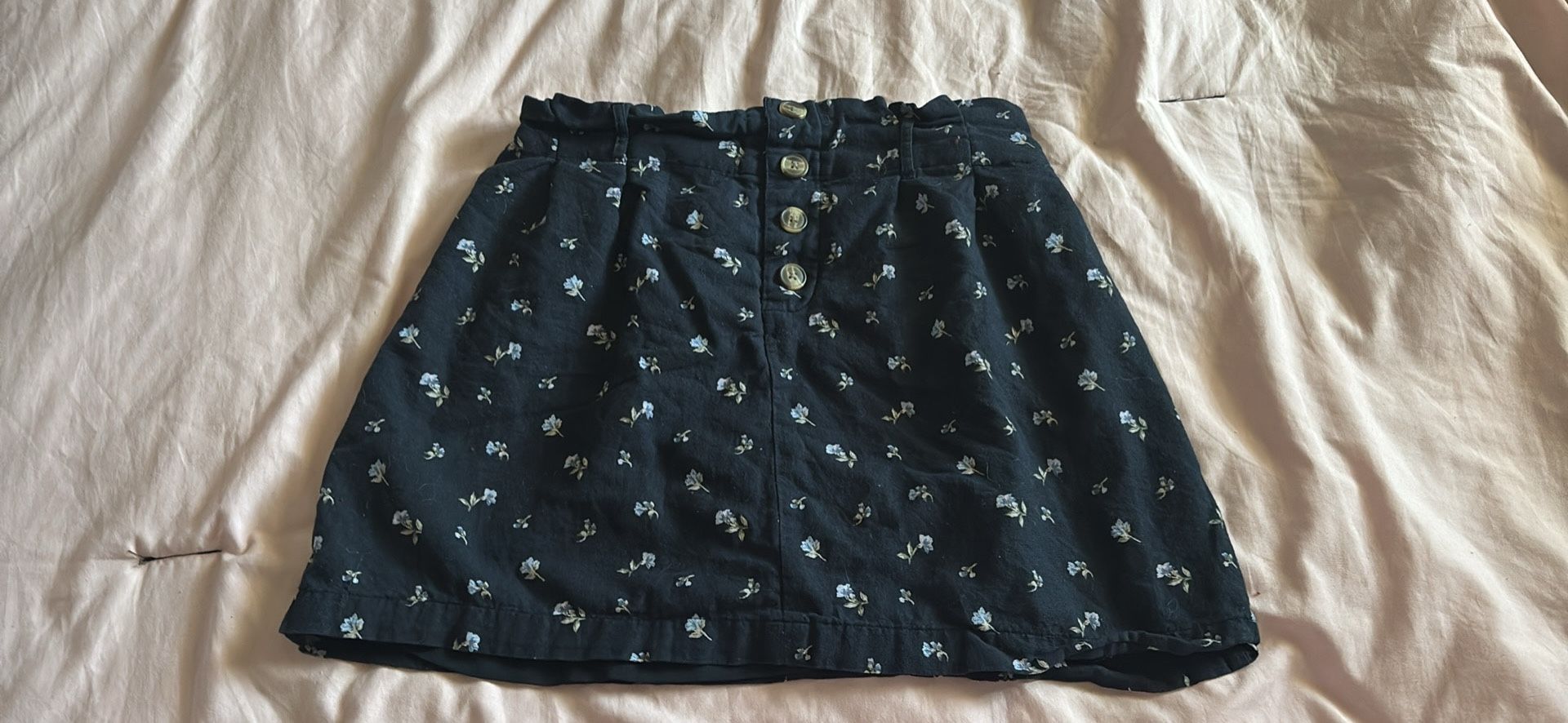 American Eagle Skirt Size Medium $2 Pick Up Only