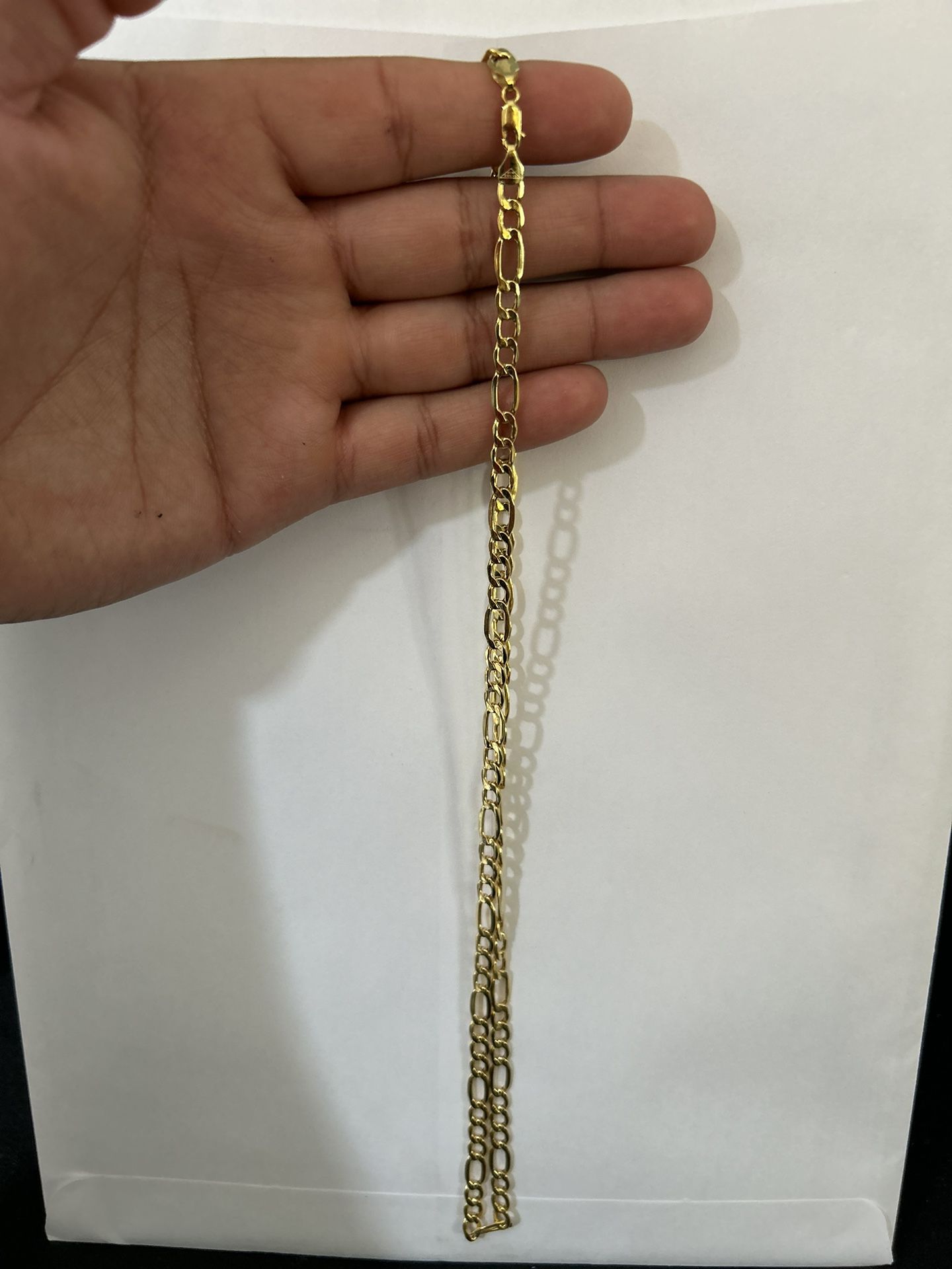 14k Hollow Gold Figaro Chain Length 22” Width 5.3mm 7grams 