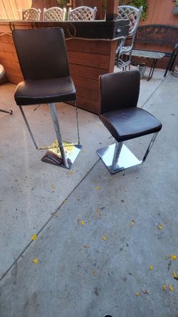 Adjustable Height Swivel Stools (2) 