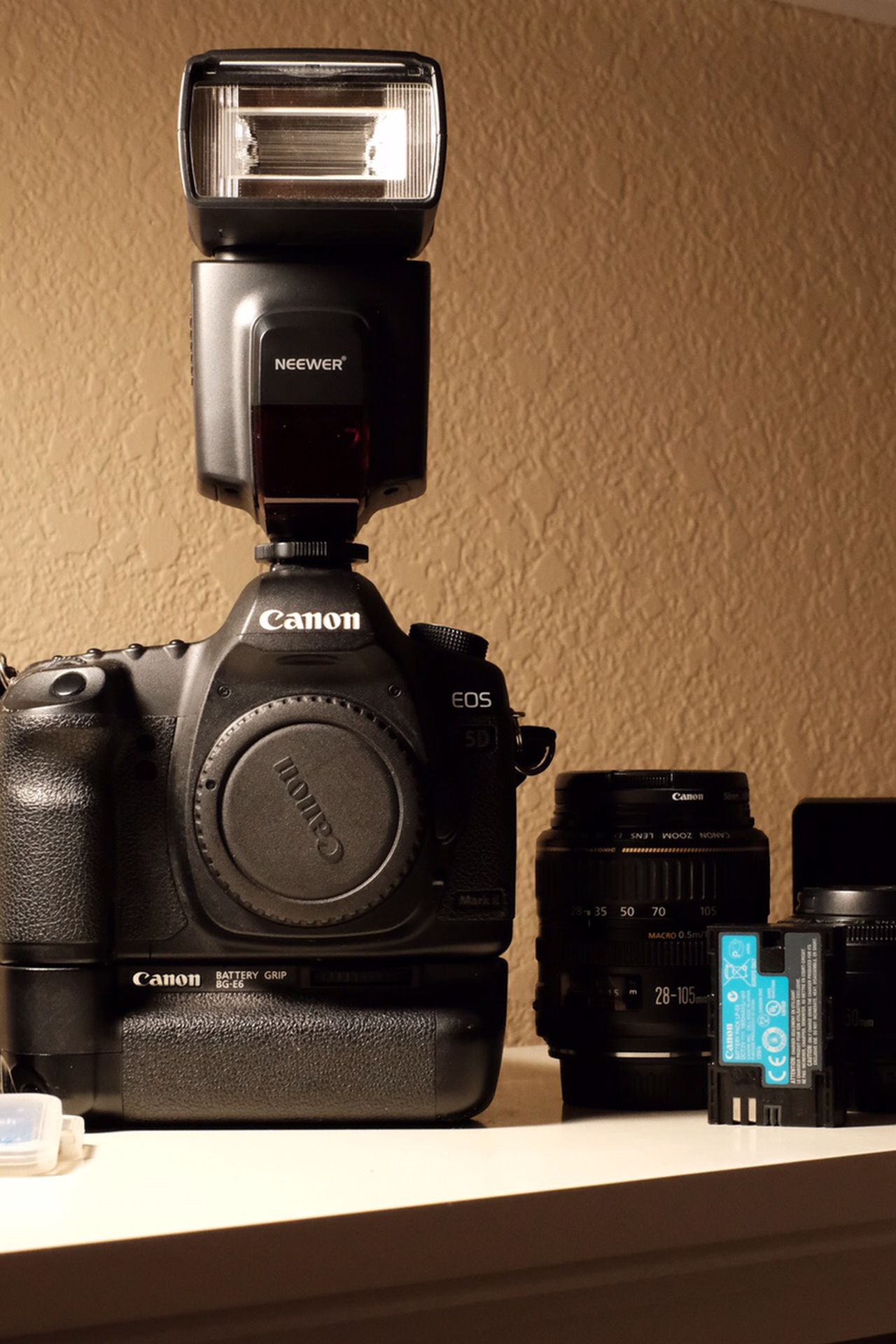 Canon EOS 5D Mark ii Camera kit