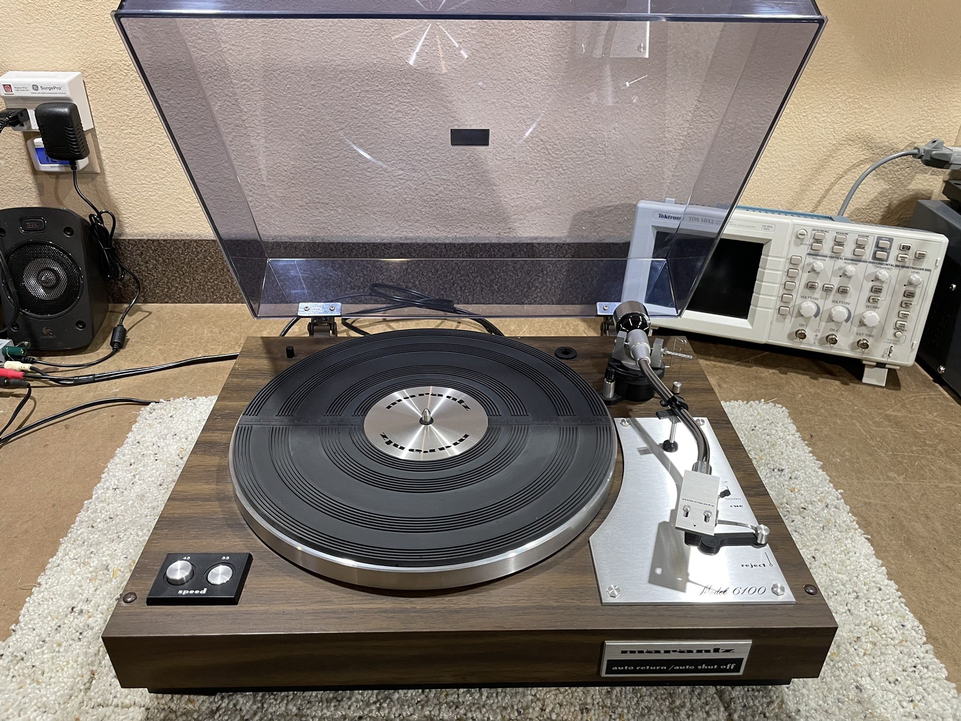 Marantz 6100 Vintage Turntable Record Player