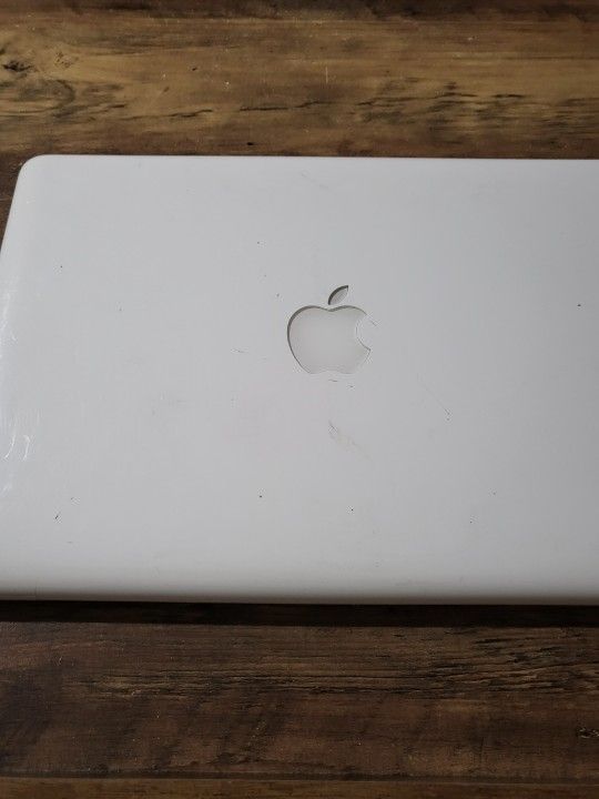 Apple Mac Book