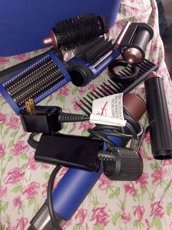 Dyson hair styler