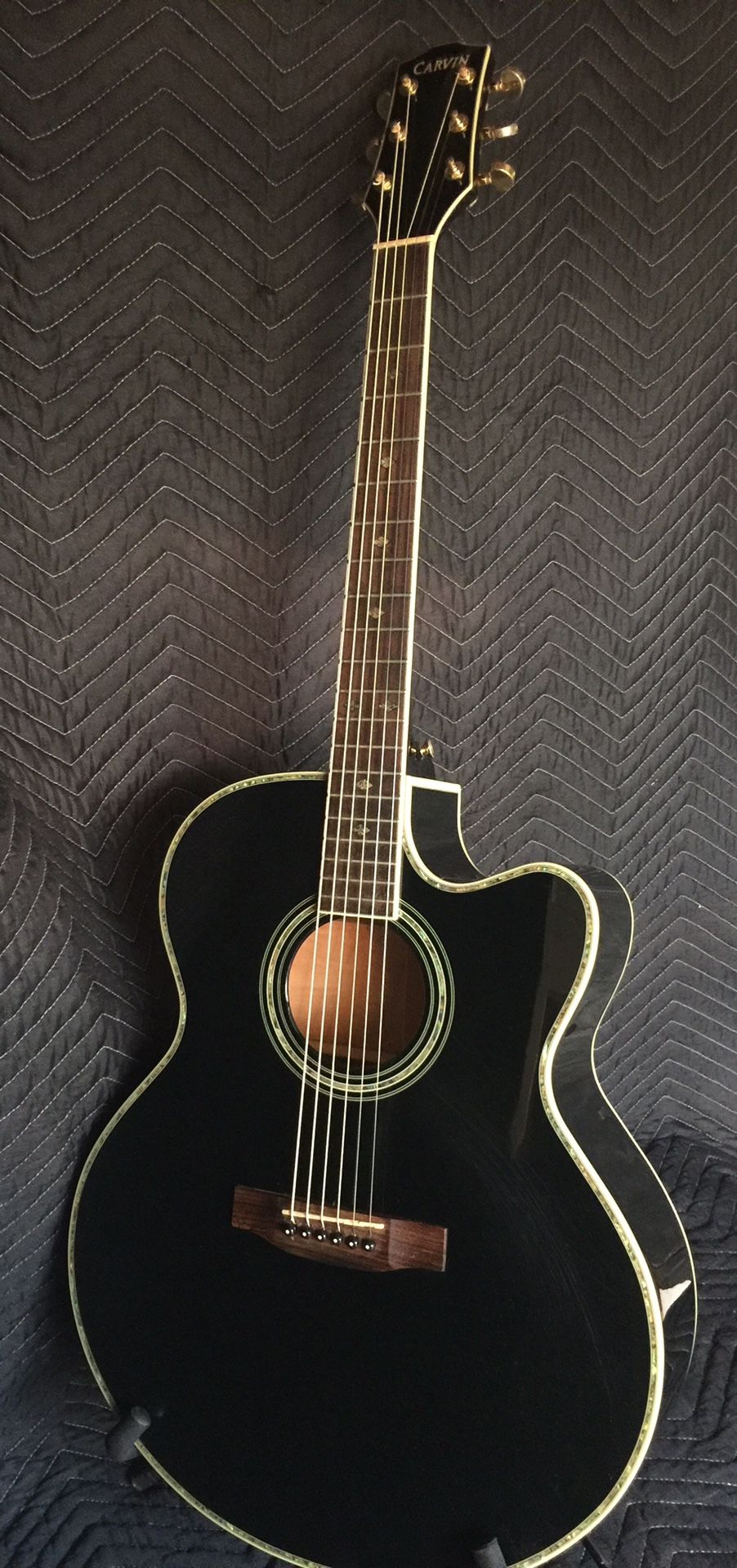 Carvin Cobalt 980 acoustic guitar