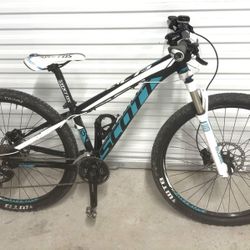 2015 Scott Scale 770 13.5” Small Frame. Excellent Condition!