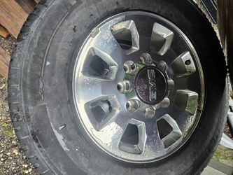 OEM 18" GMC HD 8 Lug Wheels - 4

