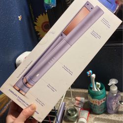 Cordless Straighter New Comes With Warranty 