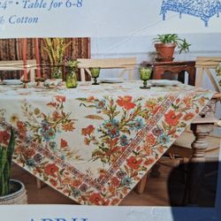 Wildflower Tablecloth 60x84 