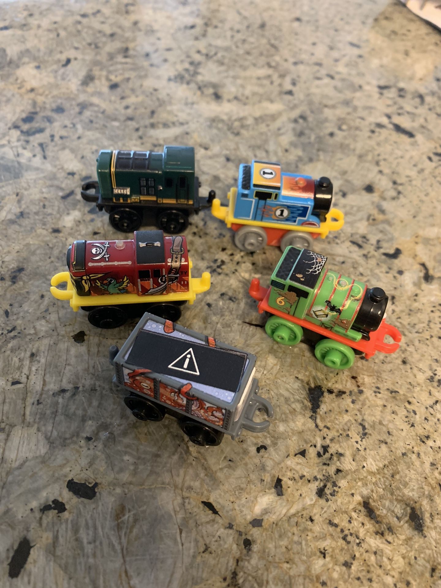 Thomas the Train Friends Engine Minis Lot Of 5 Trains Minty Displayed Only