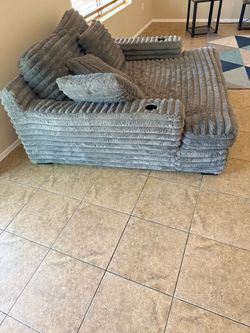 Grey futon/couch