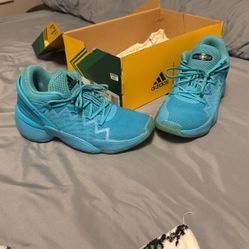 donovan mitchell basketball crayola shoes