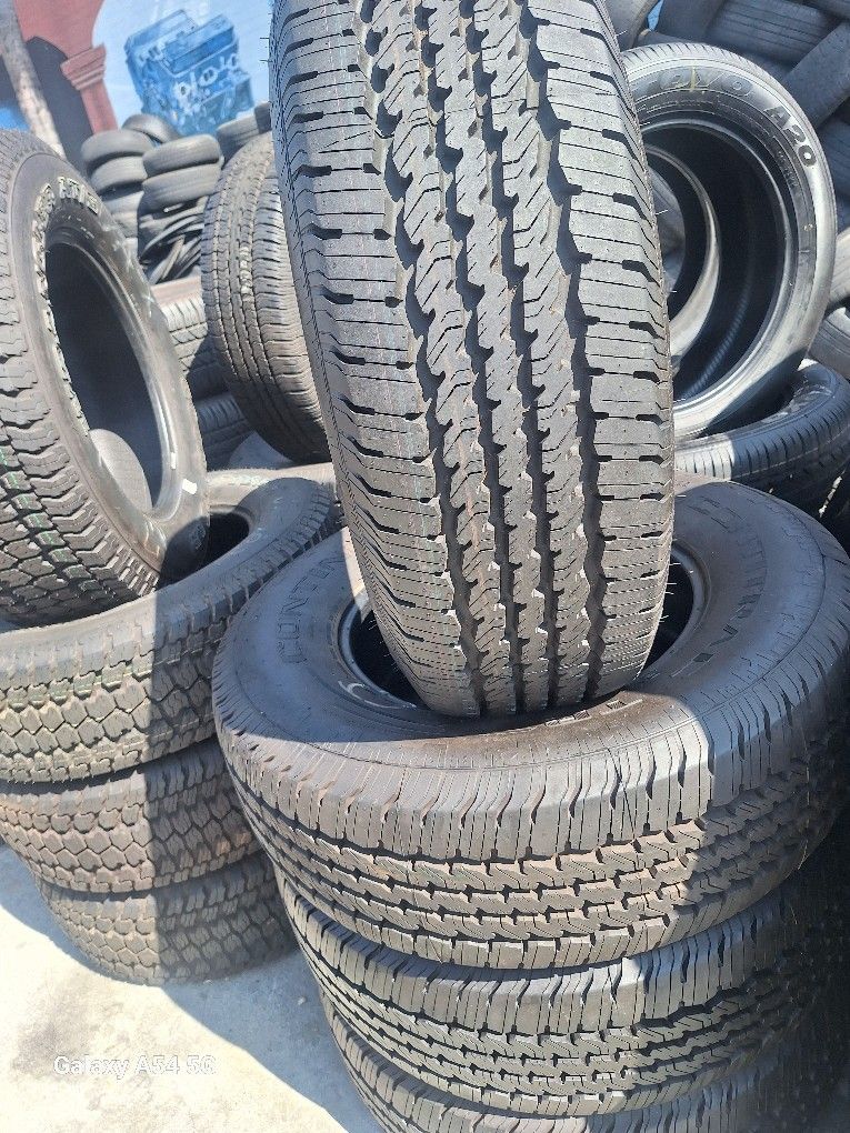 LT 275/70/18 CONTINENTAL $380 SEMI NEW FOIR TIRES