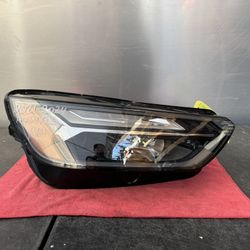 2021 2022 2023 2024 AUDI Q5 RIGHT SIDE HEADLIGHT OEM USED 