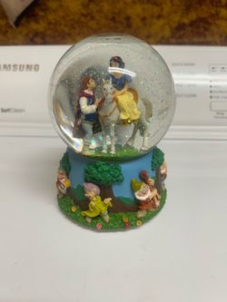 Couple different types of snow globes