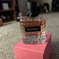 Valentino Perfume