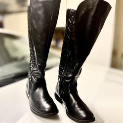 Women’s Black Boots