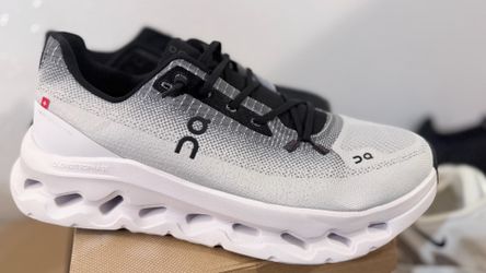 Cloudtilt Shoes