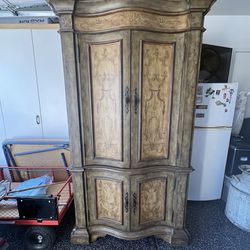 PICK UP  ONLY ! MAKE OFFER This vintage-style piece is identified as an armoire from the Hooker Furniture "Seven Seas" Collection. It is a versatile, 