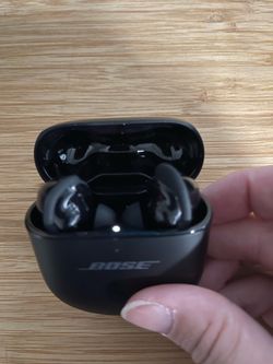 Bose QC Ultra Wireless Earbuds with Charging Case