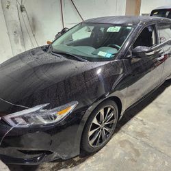 2017 Nissan Maxima