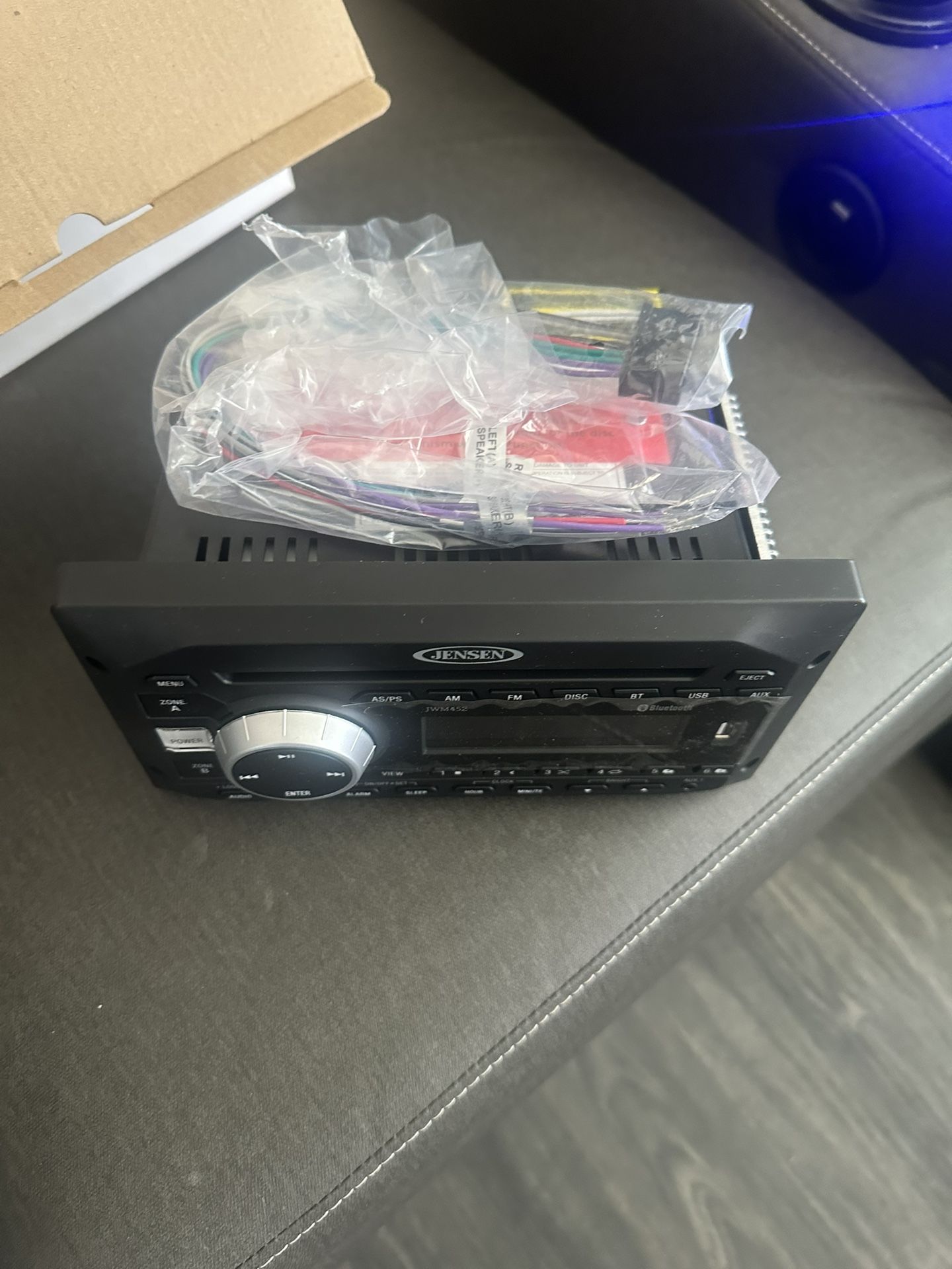 JWM452 Jensen Rv12v Radio New