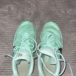 Basketball Shoes 11.5