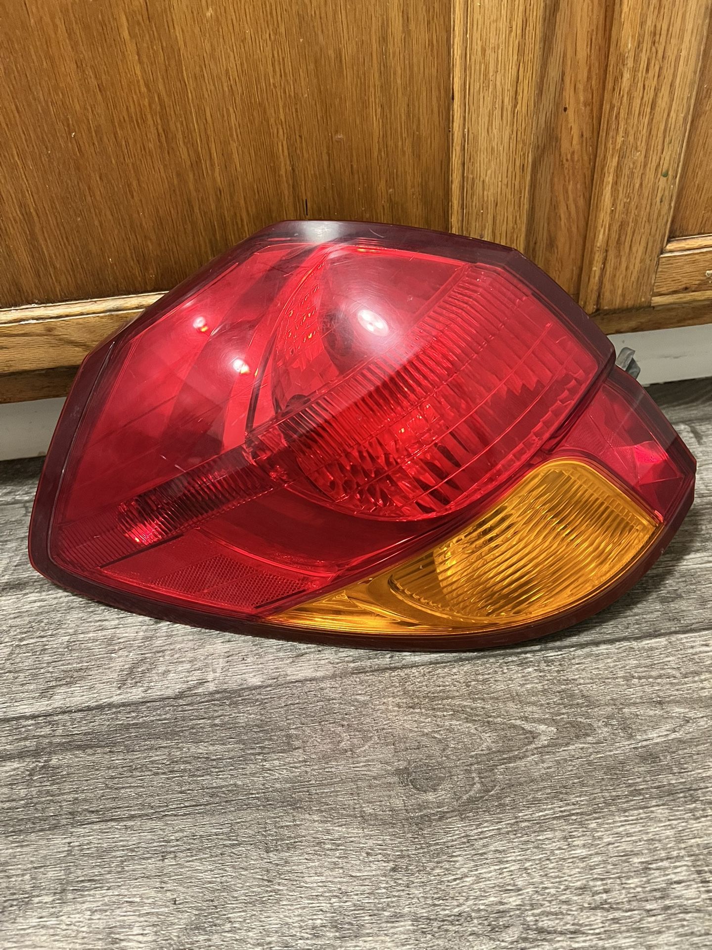 LAMP OUTER REAR Subaruн Legacy 2005 05 2006 06 2007 07 Left