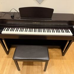 yamaha clp-635 clavinova digital piano weighted keys