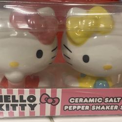 Hello Kitty Salt And Pepper Shakers