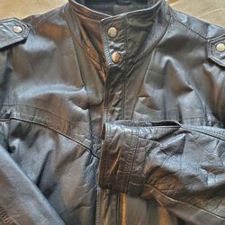 Ladies  Black Leather Motorcycle Jacket