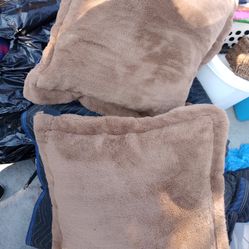 Rachel Zoe Faux Fur Pillows set of 2