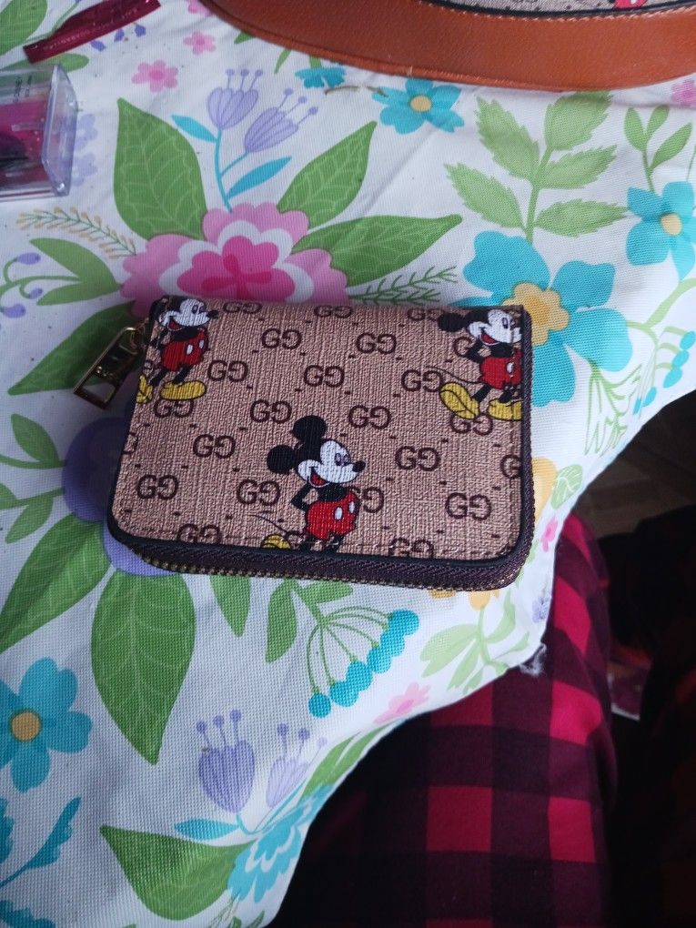 Gucci Mickey Mouse Walt Disney Wallet