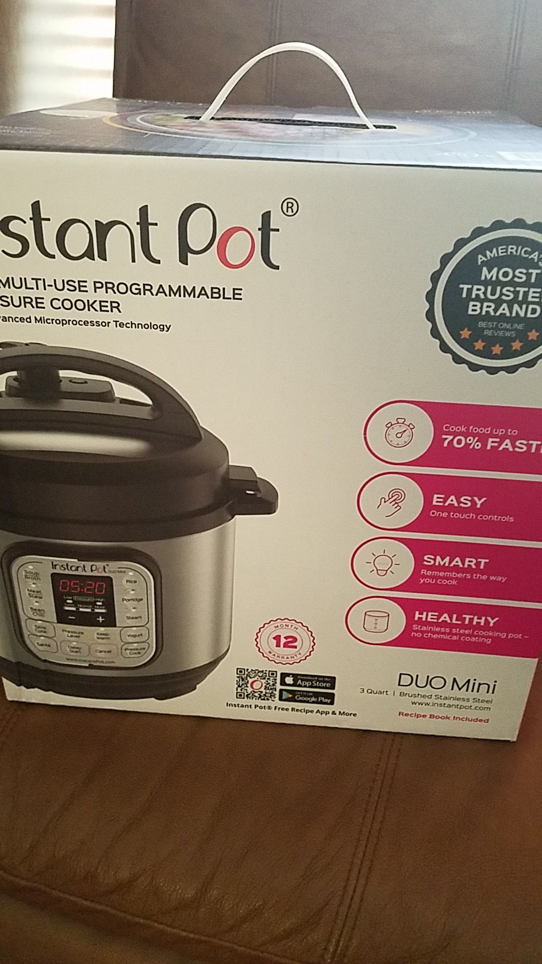 Brand new instant pot 7- in 1