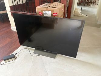Sony 48 inch TV