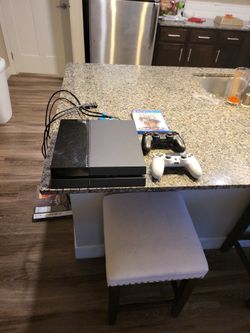 PS4/2 Controls /w Brand New COD Cold War Game . Best Offer Takes It