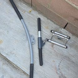 Lat pulldown, Tricep bar and triangle row handle