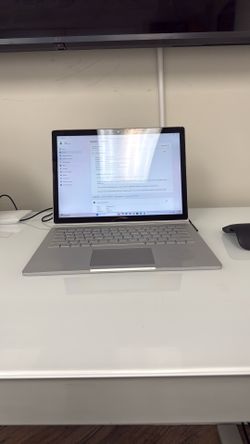 Microsoft Surface Book 2 Laptop / Tablet. Windows 11 Pro I5 256b -8gb Ram 