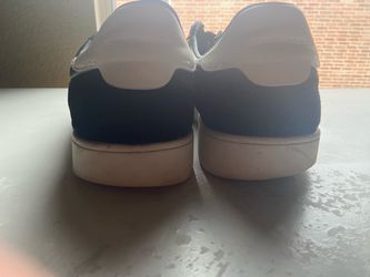 Black Low-Top Sneakers – Men’s – $25