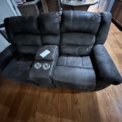 Brown Recliner Loveseat 