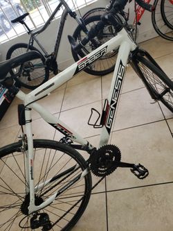 Genesis Saber 700 Mens Bicycle Model 72786 White. for Sale in