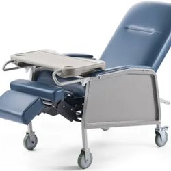 Vevor Geriatric Chair -  Movable Like New 