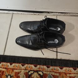 MEN'S BLACK DRESS SHOES SIZE 9