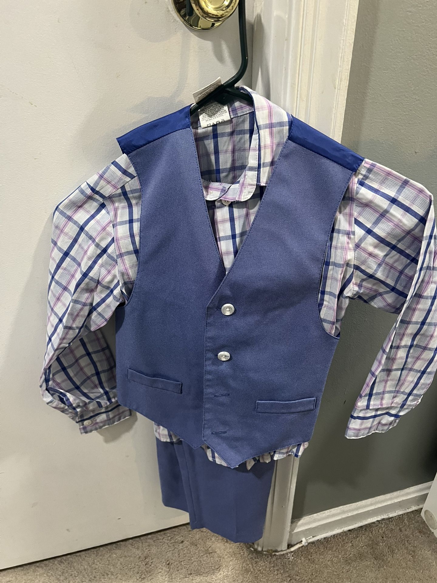 Boys 3 Piece Outfit Size 6