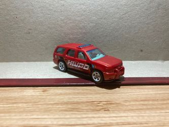 Hot Wheels Loose / 07 Chevy Tahoe / Police Escort