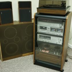 $100Old Fisher Stereo System: Akai GX 4000D ReeltoReel Tape Recorder, Turntable, Single Cassette, Tuner, Amp, 4 Speakers WILL NEED REPAIR,SEE DETAILS!