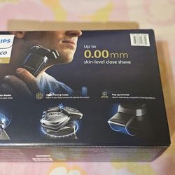 Philips Norelco Shaver 8000, Electric Shaver, Wet & Dry, with SenseIQ